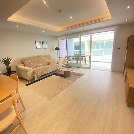 Deluxe Marina View Seafront Apartment Gibraltar
